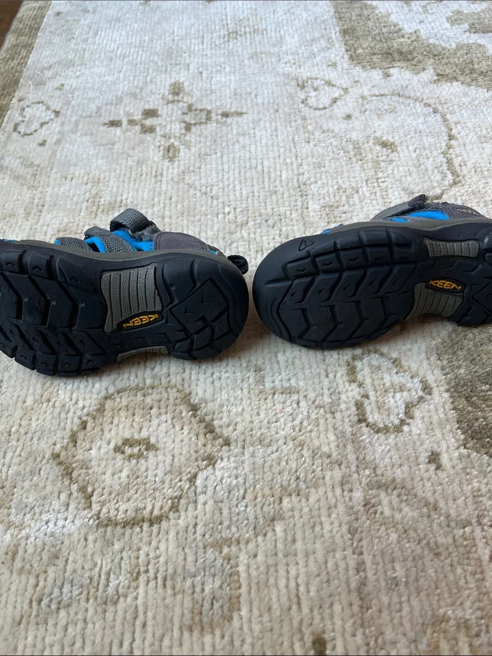 Keen Kids Gray and Blue Closed-Toe Sandals